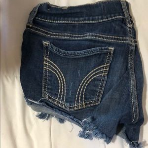 Size 28 hollister Jean shorts